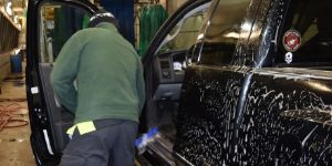 Darien Car Wash and Oil Change